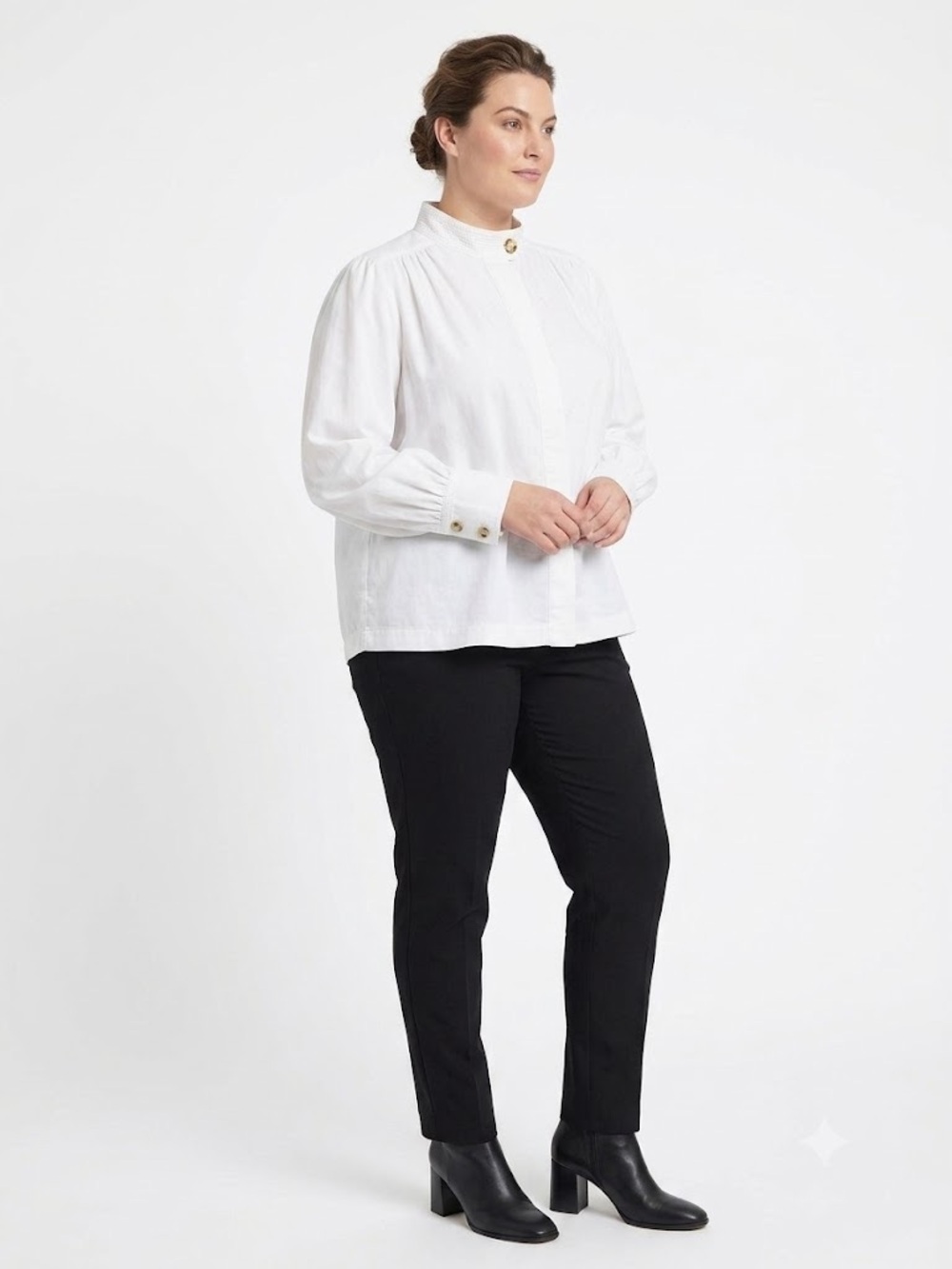 Scoop Womens Cream Stand-Collar Jacket